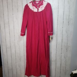 Vintage Deadstock NWT Heather Collection Front Zip Long Robe Size Medium Pink.